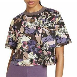 NWT Nike Sportswear Femme Short Sleeve Printed Crop Top Women’s Size XL